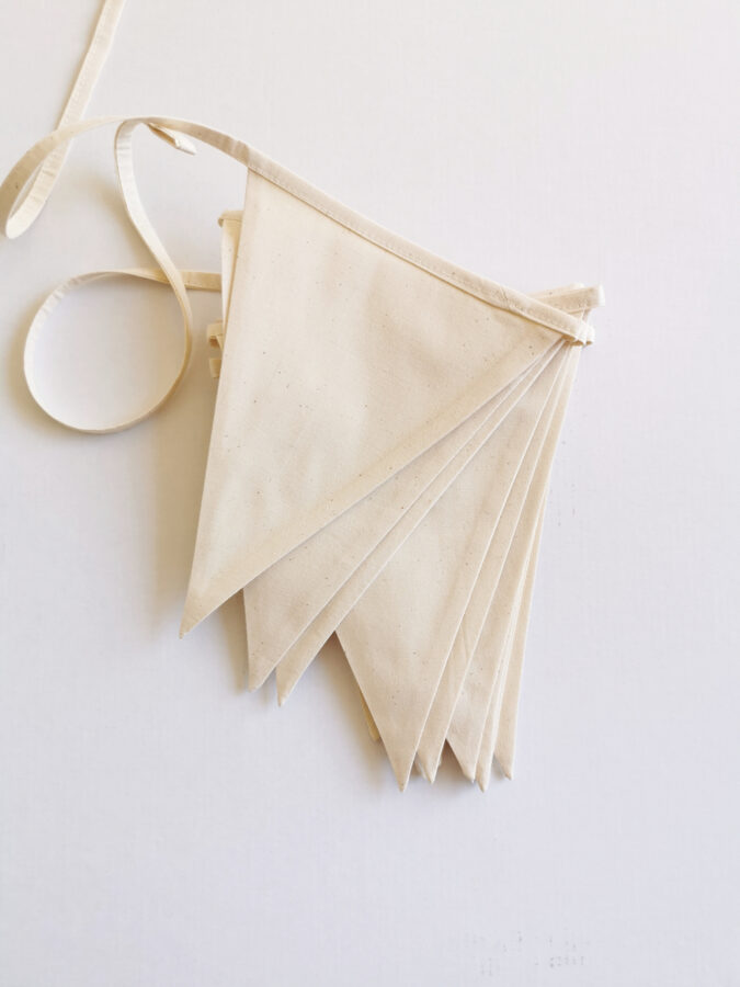 Karodziņu virtene "Īstais laiks rotāšanai" Image 2