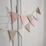 Karodziņu virtene "Puķu vārti" Image