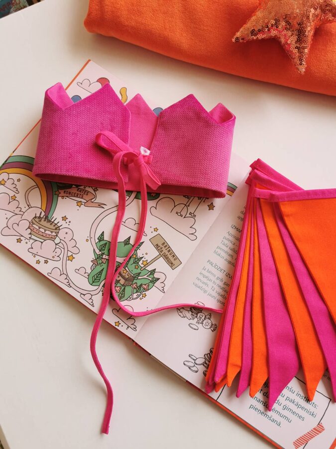 Galvas kronis "Fuksija" Image 2