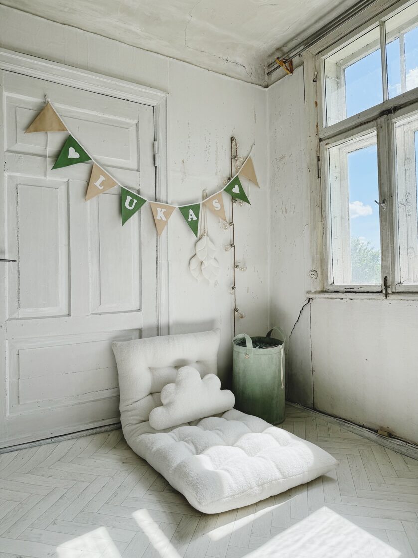 Karodziņu virtene "Es uzrakstīšu Tavu vārdu" Image 5