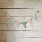 Karodziņu virtene "Šodien ir svētki!" Image