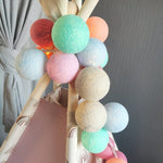 Kokvilnas bumbu virtene "Krāsu virpulis" Image