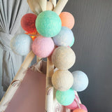 Kokvilnas bumbu virtene "Krāsu virpulis" Image