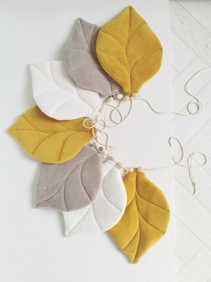 Lapu virtene "Sauja saules" Image