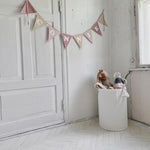 Mantu grozs "Baltā pasaka" Image