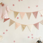 Karodziņu virtene "Kaut kur starp zefīriem" Image 2